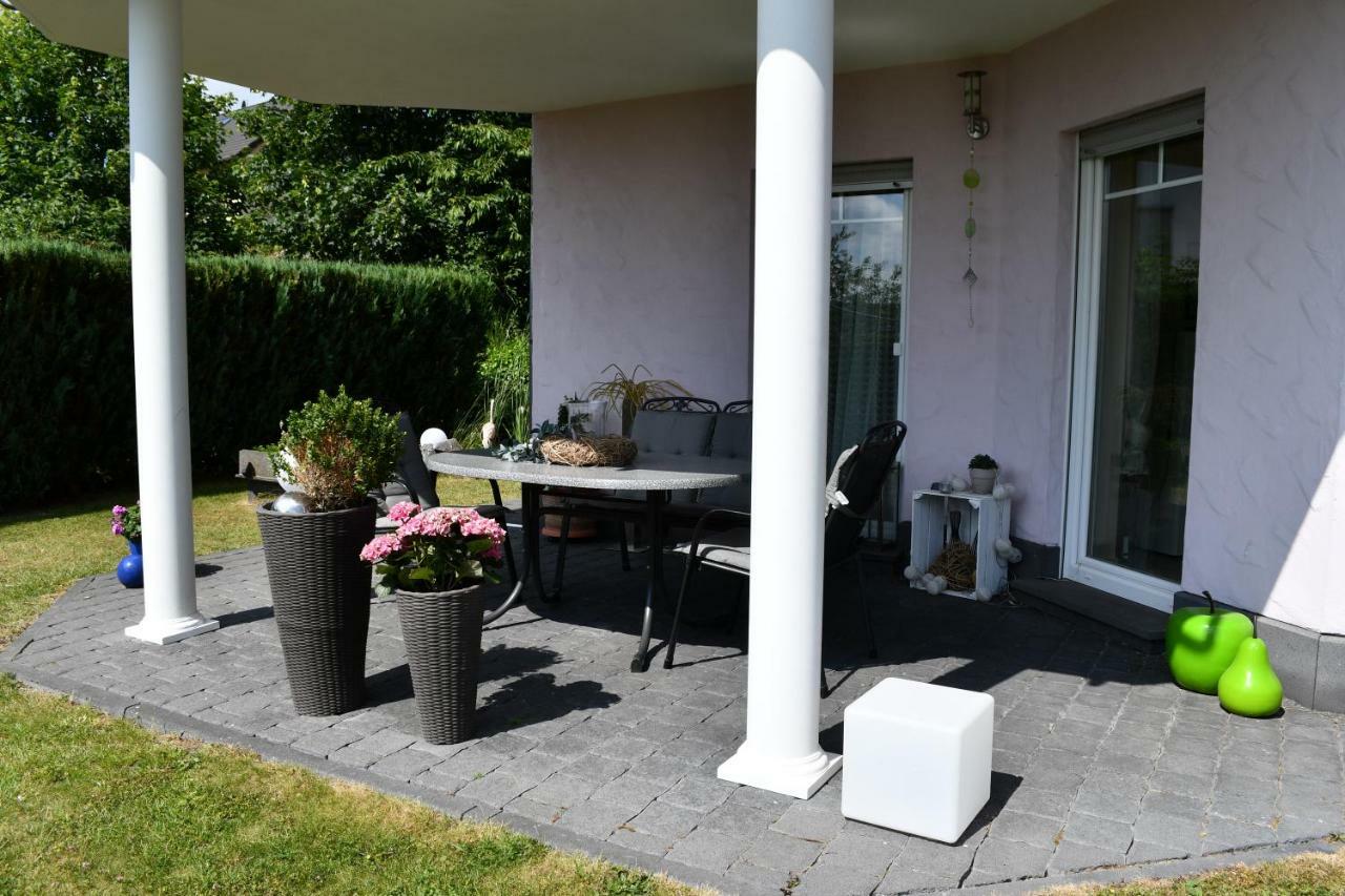 Ferienwohnung Bellerbergblick Ettringen  Экстерьер фото
